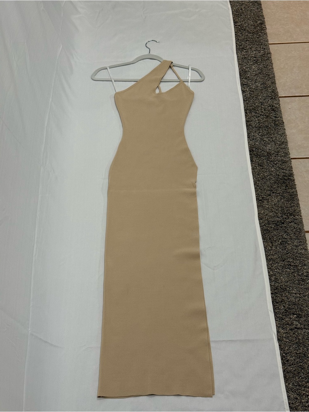 Hera Collection One-Shoulder Tan Maxi Dress
